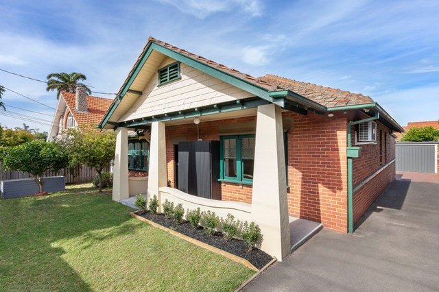 10 Hillcrest Avenue, VIC 3186