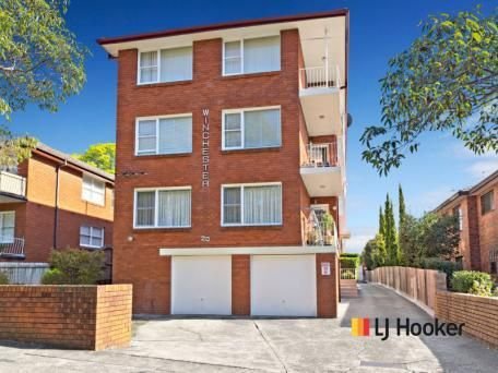 9/20 Orpington Street, NSW 2131