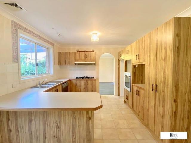 9 Dinmore Place, NSW 2154