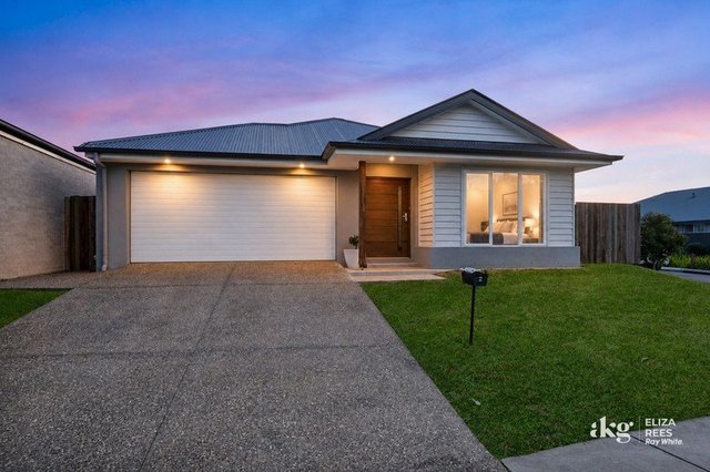 2 Myrtle Road, QLD 4124