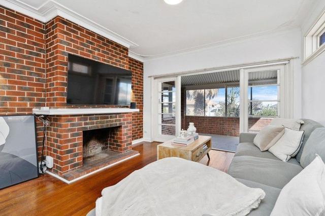 5 Rona Street, WA 6020