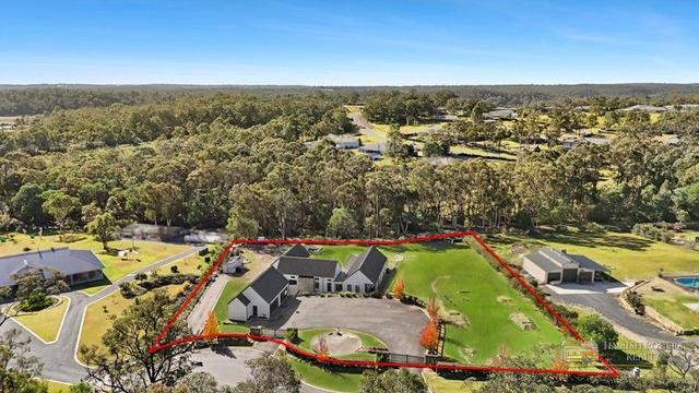 7 Themeda Place, NSW 2756
