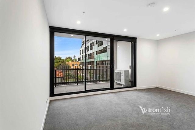 212/5 Irving Avenue, VIC 3128