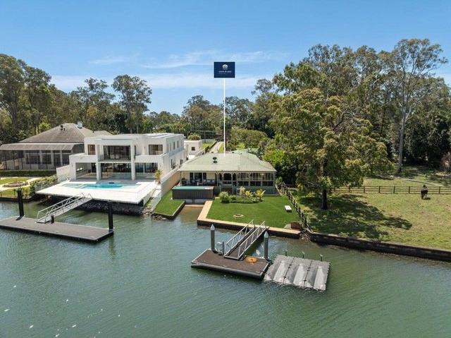 106 Crescent Avenue, QLD 4212