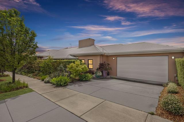 60 Montgomery Avenue, NSW 2620