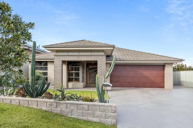 21 Muirfield Avenue, NSW 2529