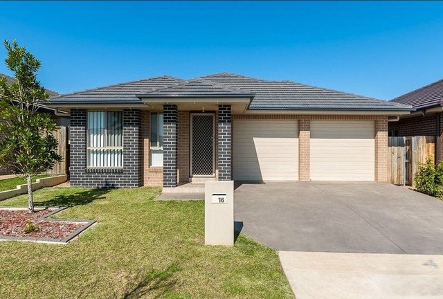 16 Tarrawarra Avenue, NSW 2557