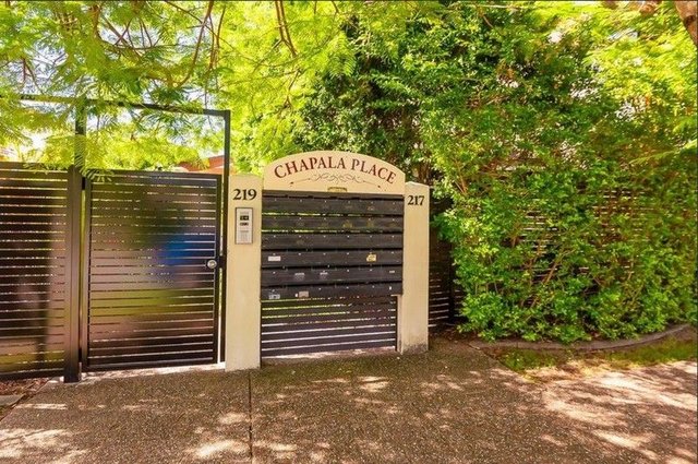 18/217 Scarborough Street, QLD 4215