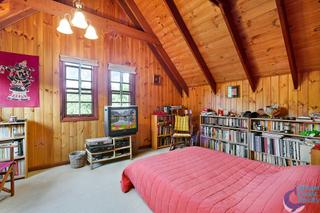 Bedroom 2 (2016-06-15)
