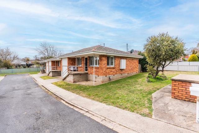 1/247 March Street, NSW 2800