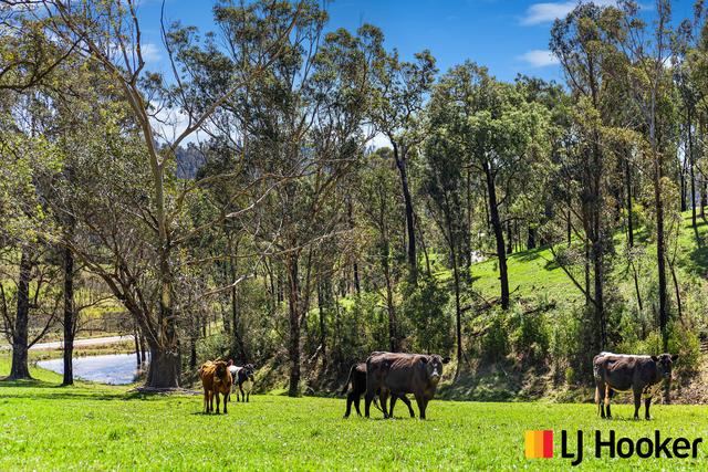18 Waincourt Road, NSW 2545