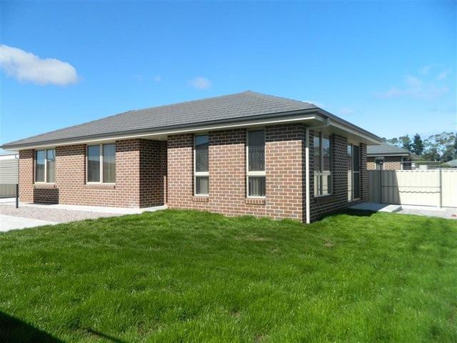 2/140 Cotton Street, TAS 7307