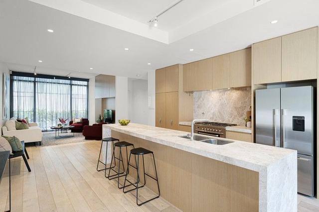 2/12C Spring Road, VIC 3144
