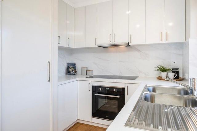18/7 Harman Road, WA 6020