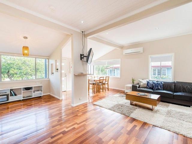 24 Binya Street, QLD 4121