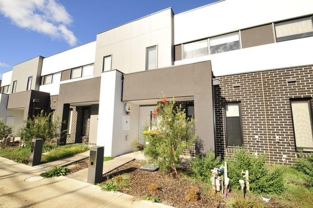 6 Bronze Leaf Walk, VIC 3805