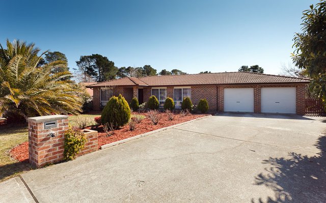 34 St John Crescent, ACT 2615