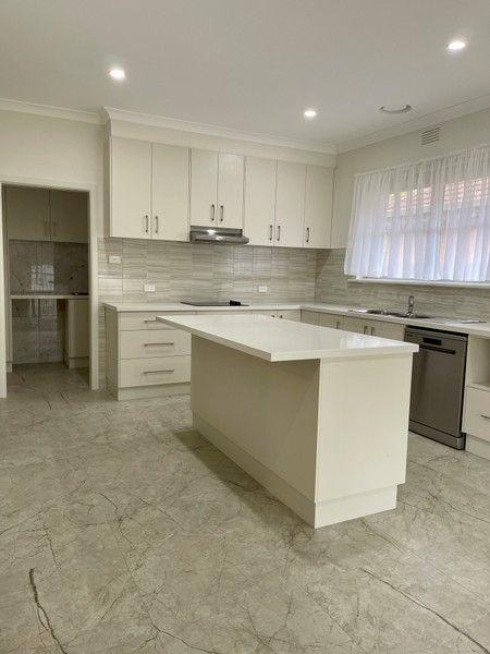 4 Cypress Avenue, VIC 3150