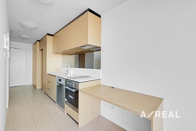 1105/15 Clifton Street, VIC 3181