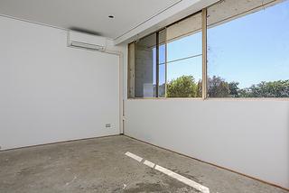 Bedroom 2 (2014-12-29)