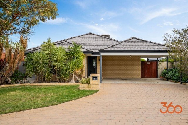 9 Paxton Court, WA 6069