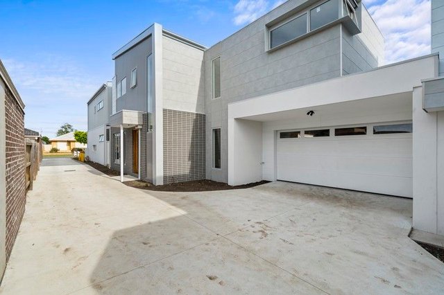 2/4 Maude Avenue, VIC 3046