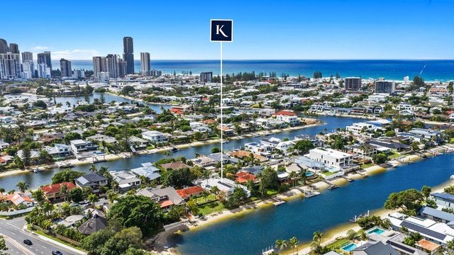 9 Sundowner Court, QLD 4218