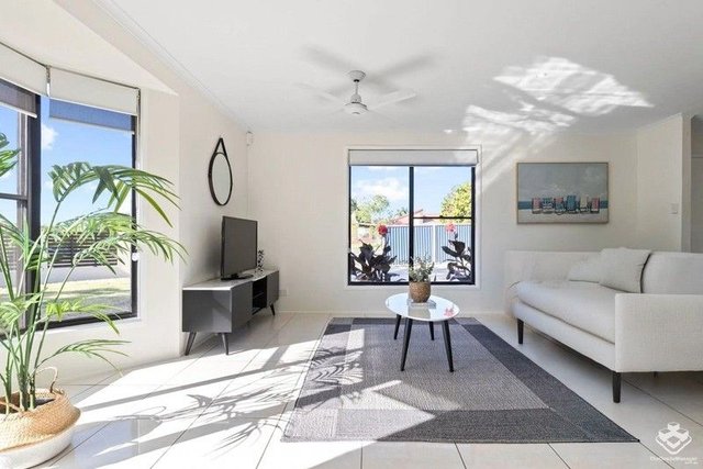 1 Solo Place, QLD 4074