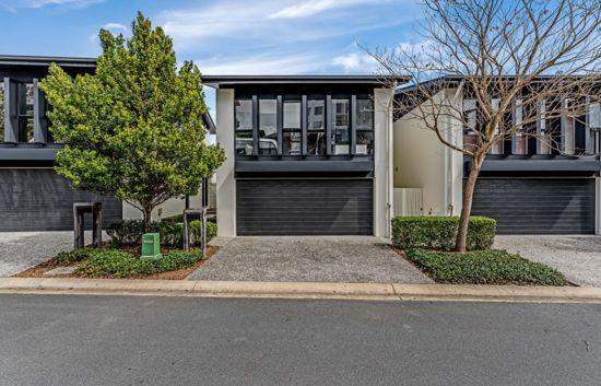 68 Easthill Drive, QLD 4226