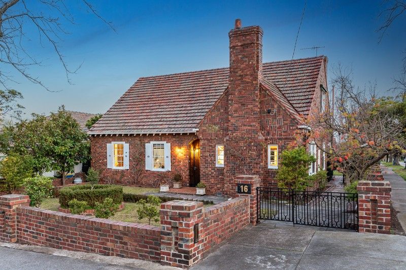 16 Finsbury Way, Camberwell VIC 3124 Allhomes