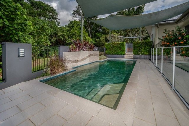 1 Silver Crescent, QLD 4879
