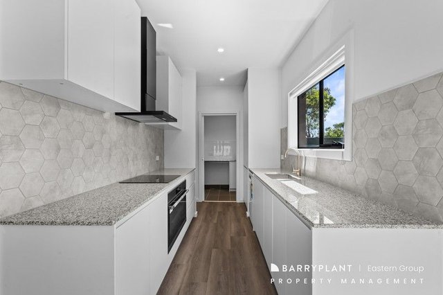 2B Poulton Close, VIC 3135