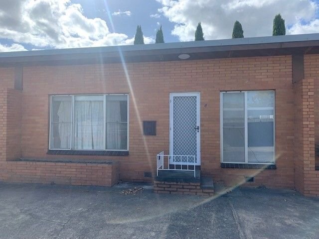Unit 4/5 High St, VIC 3825
