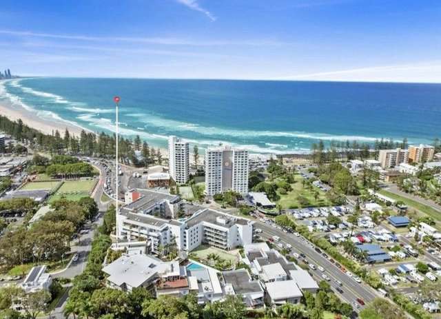 1064/1 Ocean Street, QLD 4220