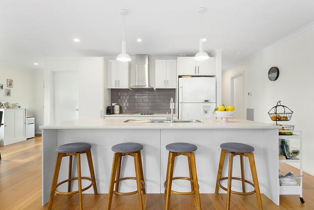 1A Norman Dykes Avenue, NSW 2630