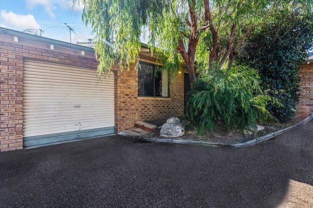 3/82 Edgecumbe, WA 6152