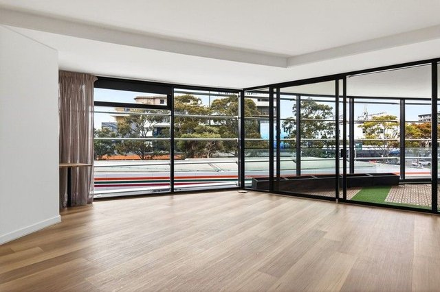 2c/635 St Kilda Road, VIC 3000