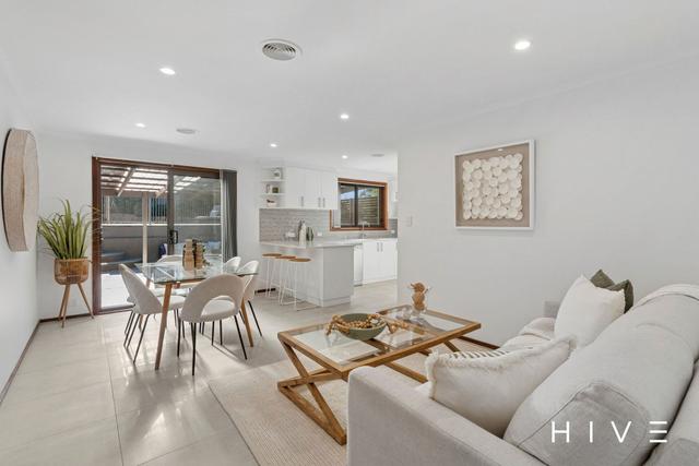 10 Coningham Street, ACT 2904