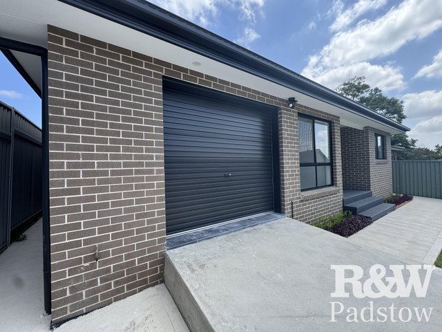 1/43 Springfield Road, NSW 2211