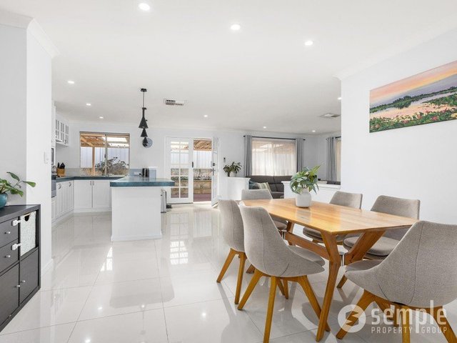 11 Regent Court, WA 6164