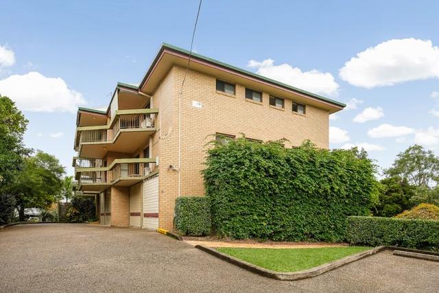 4/18 Bott Street, QLD 4060