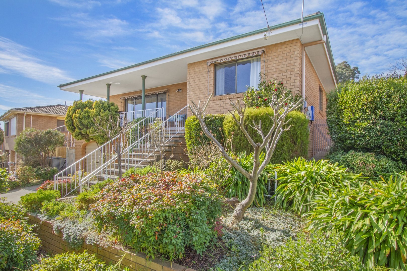 16 Nimmitabel Street, Queanbeyan West NSW 2620 Allhomes