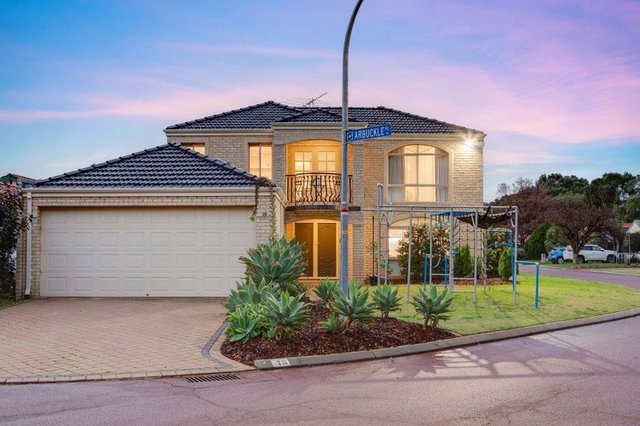 18 Allanson Retreat, WA 6018