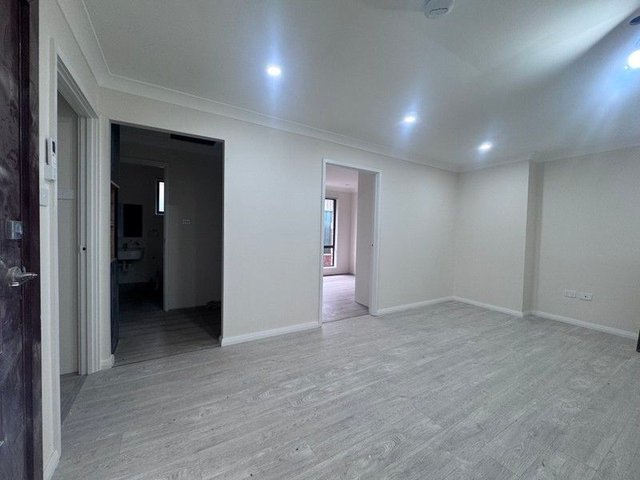 1/14 Frances Street, NSW 2566