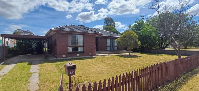 13 Parkes Street, NSW 2714