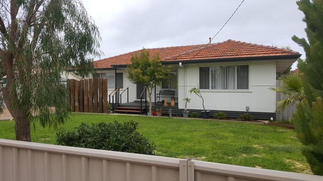4 Queen St, WA 6450