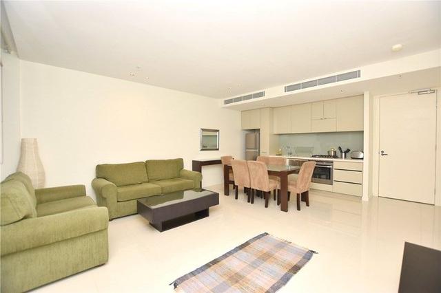 202/55 Queens Road, VIC 3000