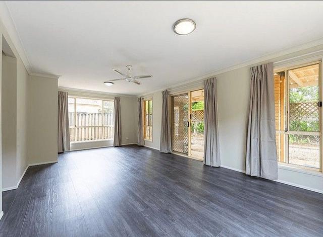 32 Parkside Circuit, QLD 4226