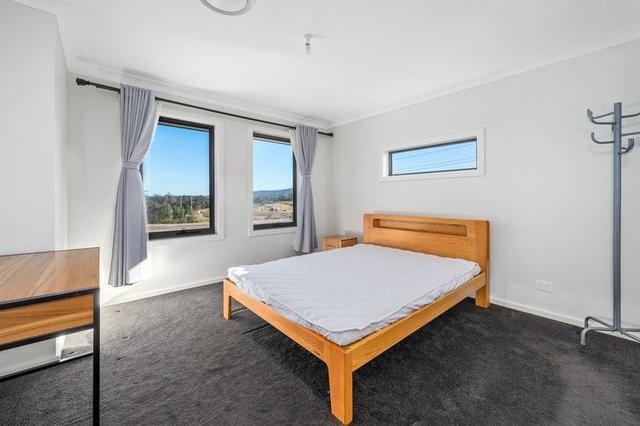 Room 1/54 Breakwell Road, NSW 2285