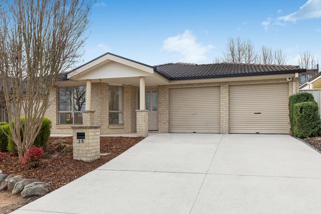 35 Stump Jump Crescent, ACT 2615